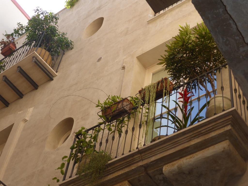 Appartamento In Palazzo Lampedusa Palermo Buitenkant foto