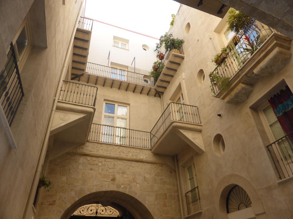 Appartamento In Palazzo Lampedusa Palermo Buitenkant foto