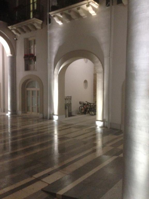 Appartamento In Palazzo Lampedusa Palermo Buitenkant foto